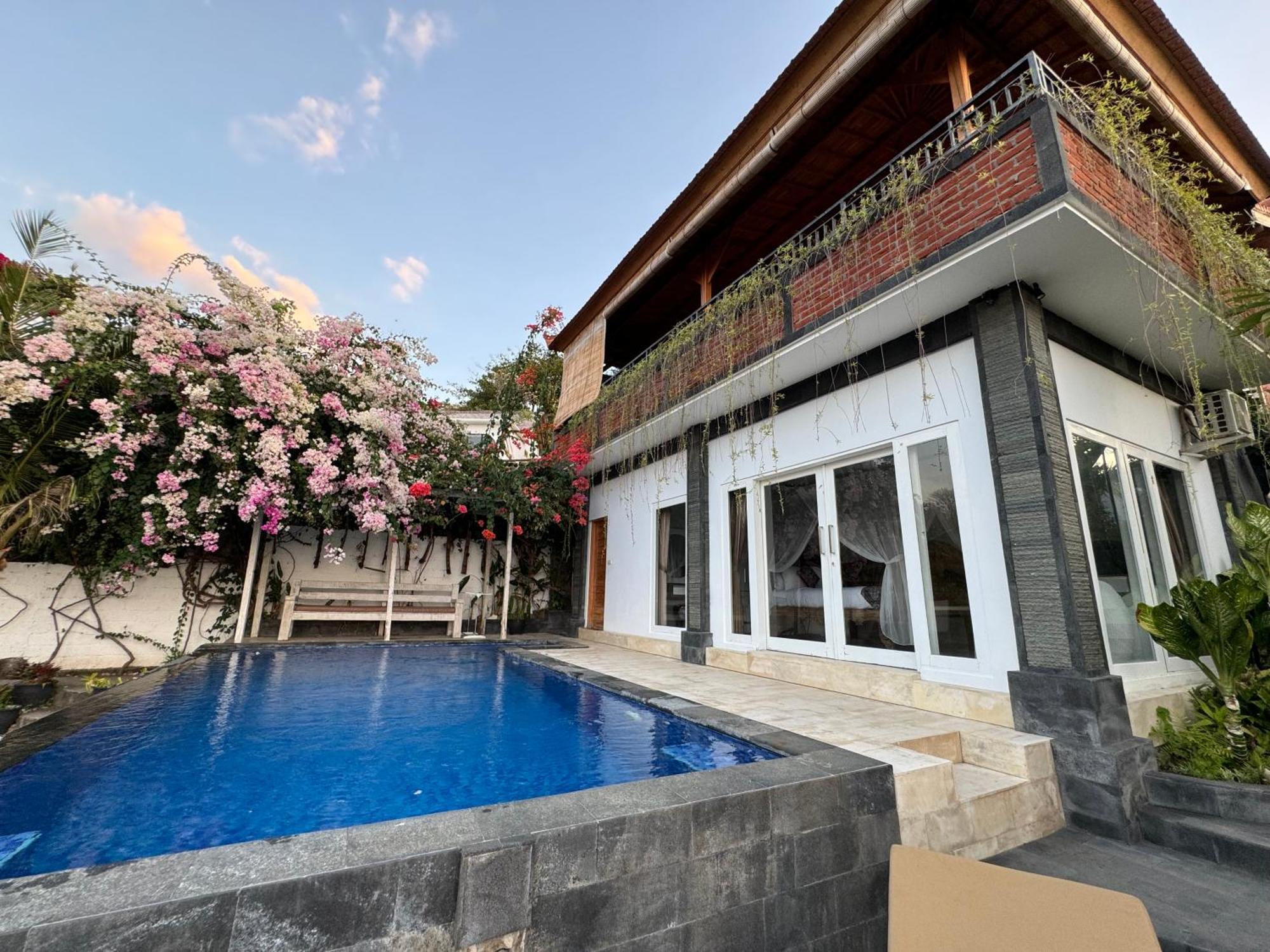 Villa Bukit Sing Sing Сінгараджа Екстер'єр фото